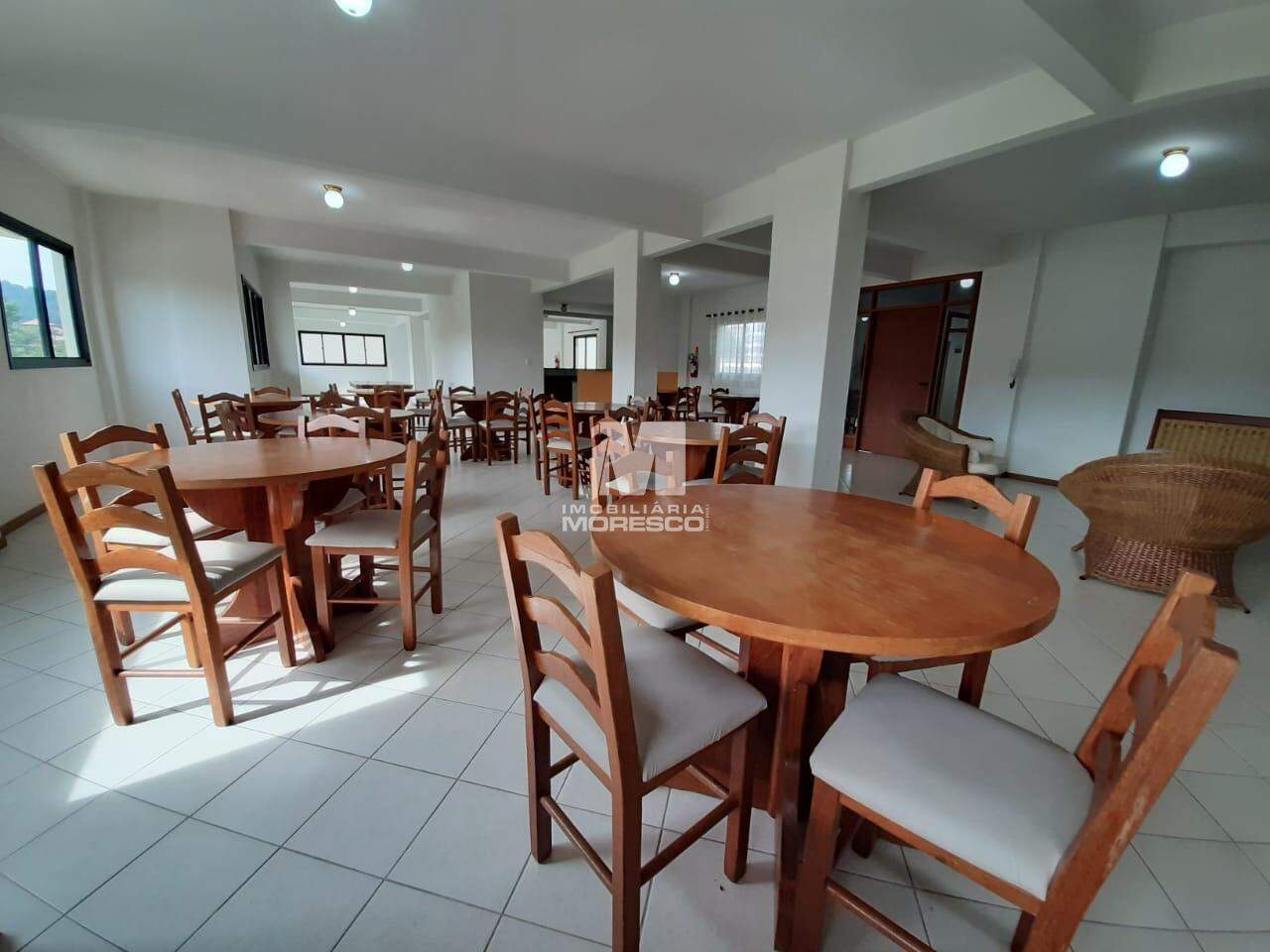 Apartamento à venda no bairro Centro: 